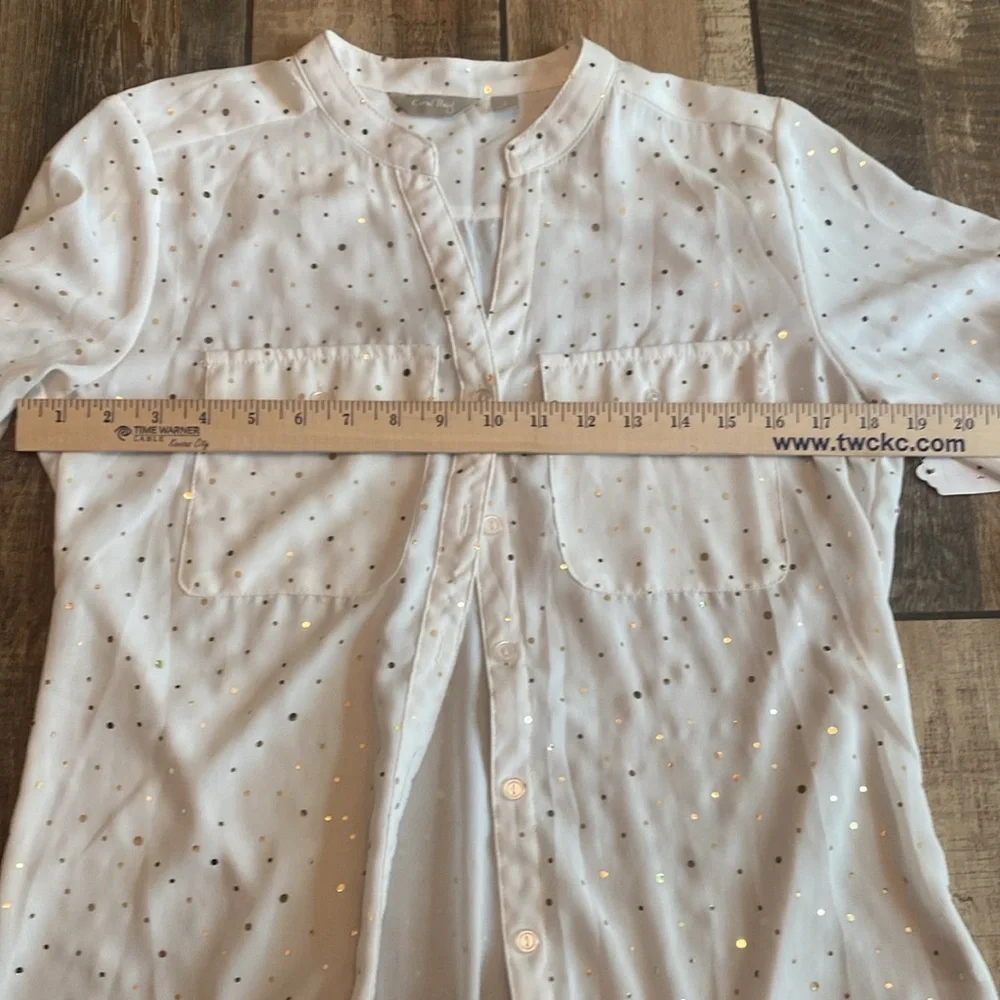 Coral Bay White Blouse with Gold polkadot blouse 🆕 - Picture 9 of 11
